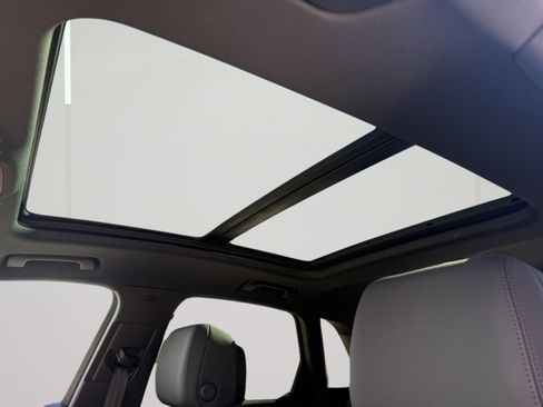 Used 2021 Audi Q3 2.0T Premium Plus w/ Premium Plus Package image 28