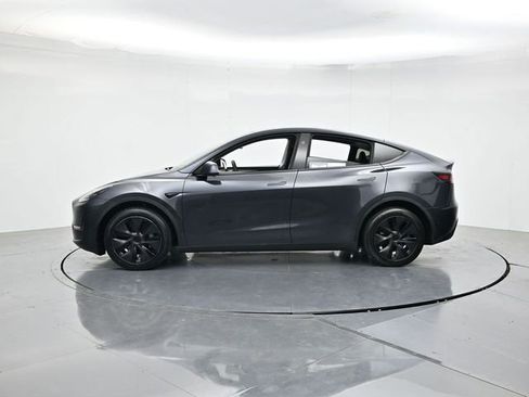 Used 2025 Tesla Model Y Long Range AWD/4WD image 7
