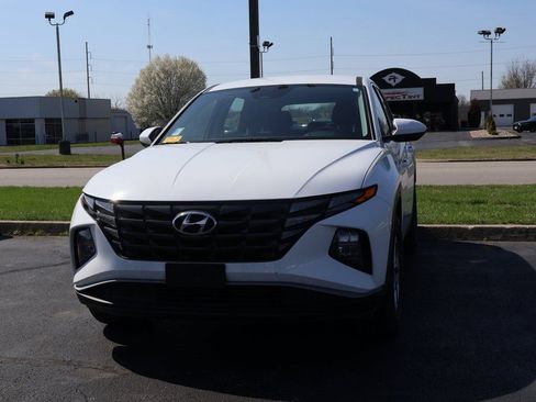 Used 2024 Hyundai Tucson SE image 10