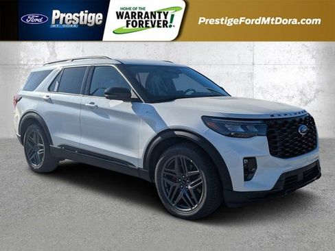 New 2026 Ford Explorer ST-Line w/ ST-Line Street Pack image 1