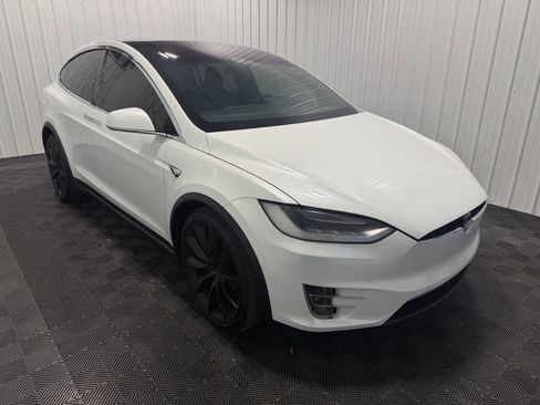 Used 2017 Tesla Model X P100D image 3