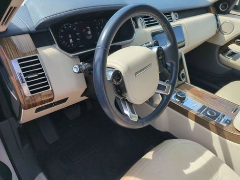 Used 2018 Land Rover Range Rover HSE AWD/4WD image 7