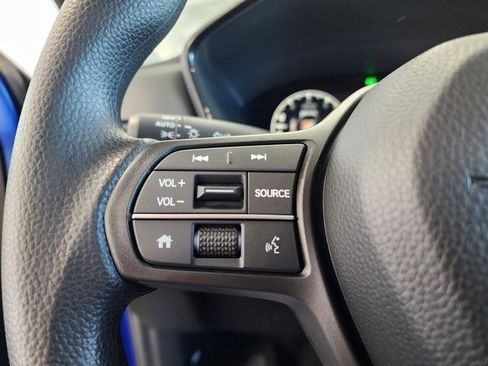Used 2025 Honda CR-V LX image 25