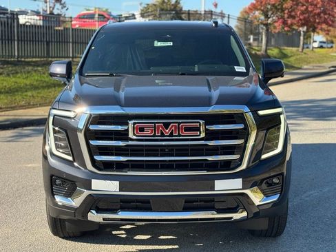 New 2026 GMC Yukon Elevation image 8