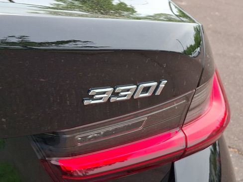 Used 2025 BMW 330i xDrive Sedan AWD/4WD image 30