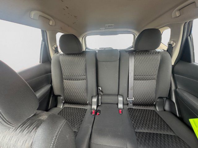 Used 2018 Nissan Rogue SV FWD image 21