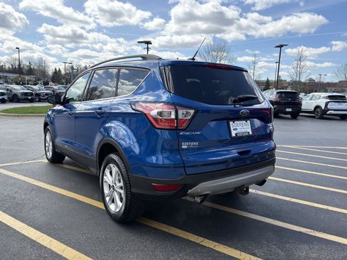 Used 2018 Ford Escape SE image 4