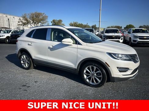 Used 2018 Lincoln MKC Select w/ Select Plus Package image 1