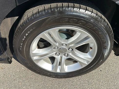 Used 2020 Dodge Charger SXT w/ Leather Interior Group image 9