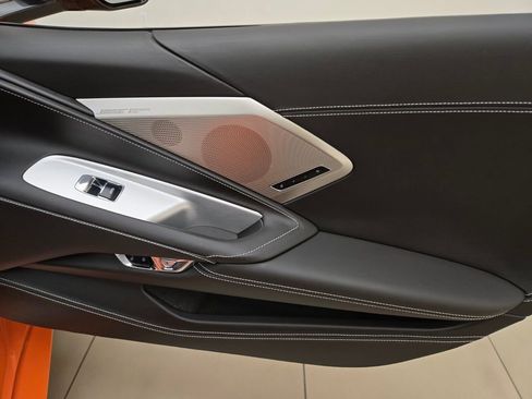 Used 2023 Chevrolet Corvette Stingray Premium Conv w/ Z51 Performance Package RWD image 21