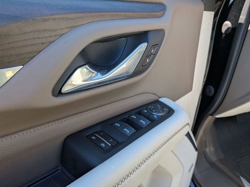 Certified 2023 GMC Yukon XL Denali w/ Denali Reserve Package AWD/4WD image 7