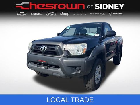 Used 2014 Toyota Tacoma 4x4 Regular Cab image 1