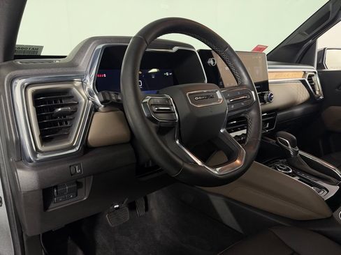 Used 2024 GMC Canyon Denali AWD/4WD image 24