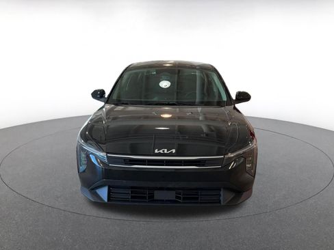 Used 2025 Kia K4 LXS image 4