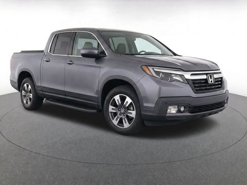 Used 2017 Honda Ridgeline RTL image 2