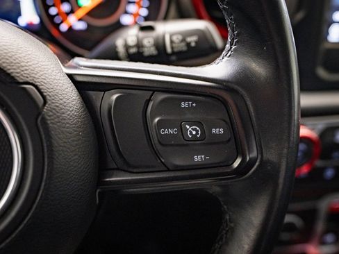Used 2019 Jeep Wrangler Sport S image 27