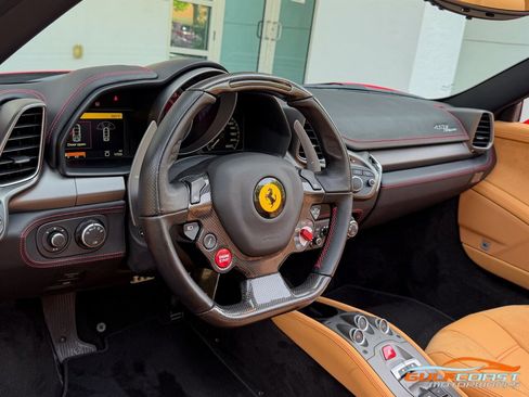 Used 2012 Ferrari 458 Spider RWD image 12
