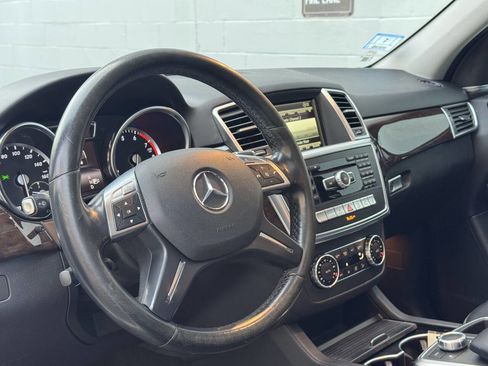 Used 2014 Mercedes-Benz ML 350 4MATIC image 17