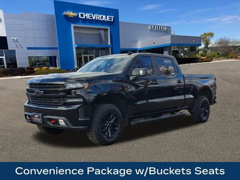 Used 2020 Chevrolet Silverado 1500 LT Trail Boss image 4