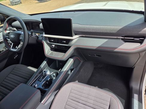 New 2026 Ford Explorer ST-Line w/ ST-Line Street Pack RWD image 28