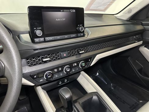 Certified 2024 Honda Accord EX image 28