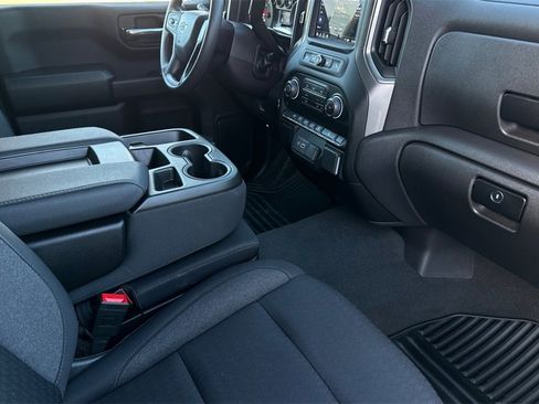 Certified 2025 Chevrolet Silverado 1500 Custom Trail Boss w/ Dark Appearance Package image 17