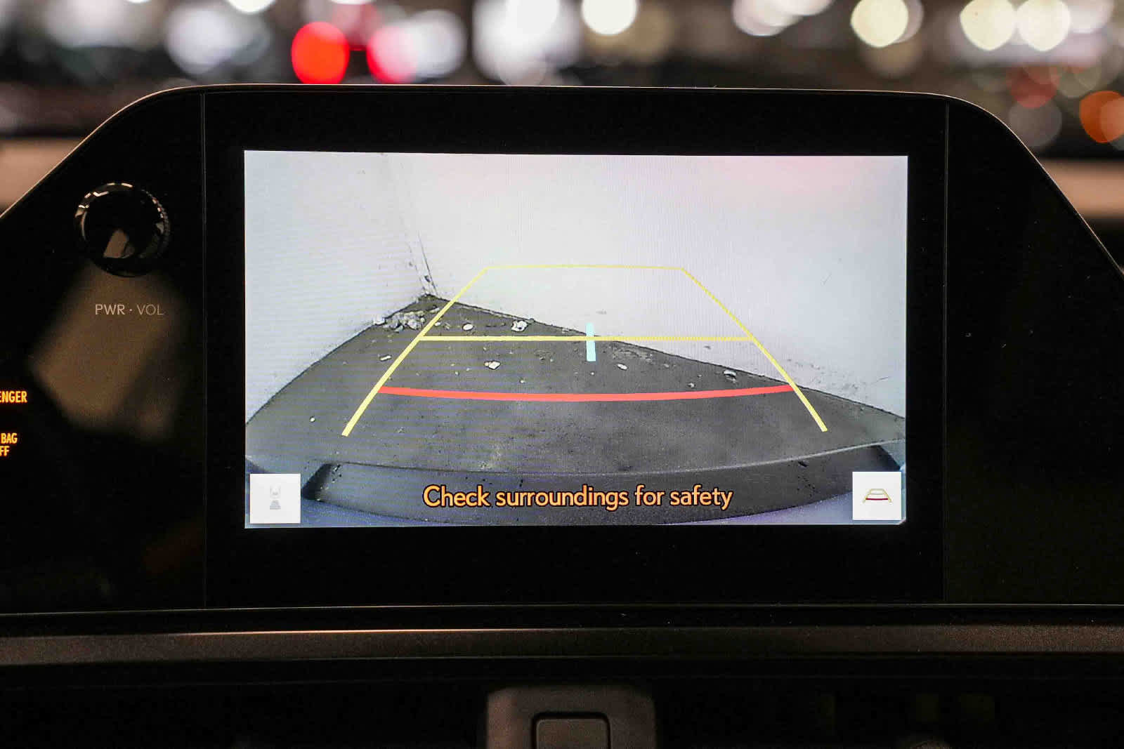 Certified 2025 Lexus UX 300h FWD w/ Accessory Package (Z2) image 23