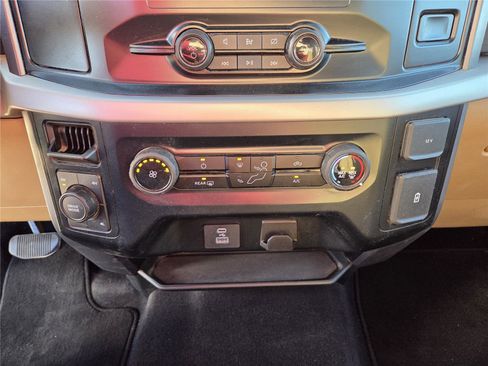 Used 2023 Ford F150 XLT image 18