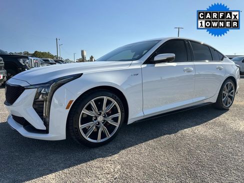 Used 2025 Cadillac CT5 V image 8