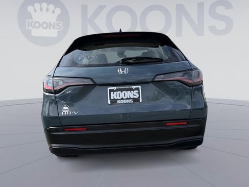 Used 2023 Honda HR-V LX image 5