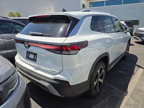 New 2026 Volkswagen Tiguan SE AWD/4WD image 4