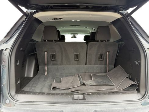 Used 2019 Chevrolet Traverse LT image 17