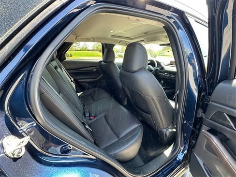 Used 2021 MAZDA CX-30 AWD 2.5 S w/ Premium Package image 17