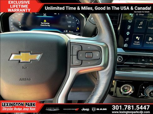 Used 2022 Chevrolet Silverado 1500 LT AWD/4WD image 13