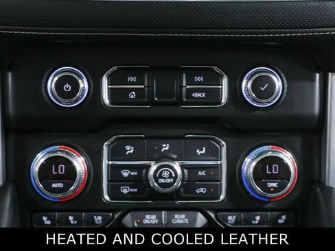 Used 2022 GMC Yukon SLT w/ SLT Premium Package AWD/4WD image 21