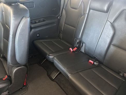Used 2022 Kia Telluride S AWD/4WD image 16