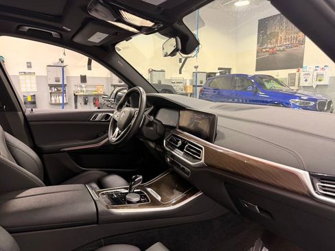 Used 2022 BMW X5 xDrive40i w/ Premium Package AWD/4WD image 29
