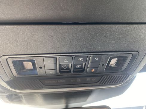 Used 2023 Ford Explorer ST-Line w/ Class IV Trailer Tow Package image 23