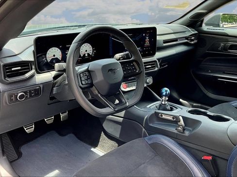 Certified 2025 Ford Mustang Dark Horse w/ Dark Horse Handlin Package RWD image 18