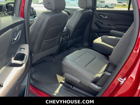 Used 2023 Chevrolet Traverse RS AWD/4WD image 26