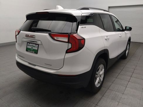 Used 2024 GMC Terrain SLE w/ Driver Convenience Package AWD/4WD image 9