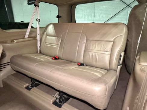 Used 2001 Ford Excursion Limited image 25