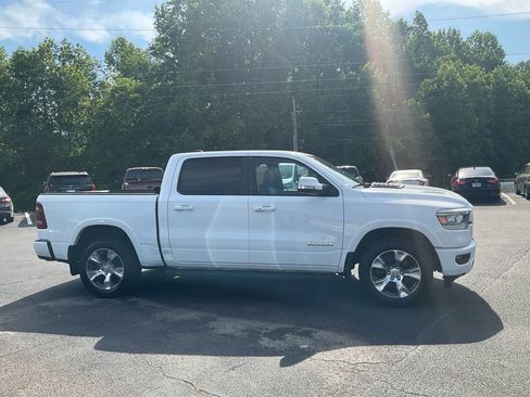 Used 2020 RAM 1500 Laramie w/ Sport Appearance Package AWD/4WD image 4
