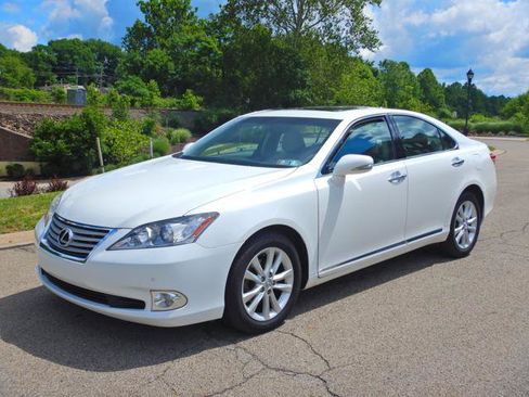 Used 2011 Lexus ES 350 FWD image 1