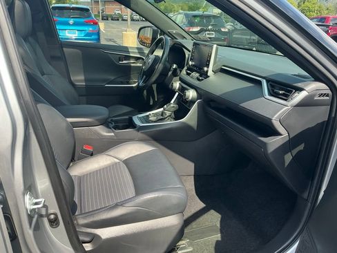 Used 2020 Toyota RAV4 XSE w/ All Weather Liner Package AWD/4WD image 32