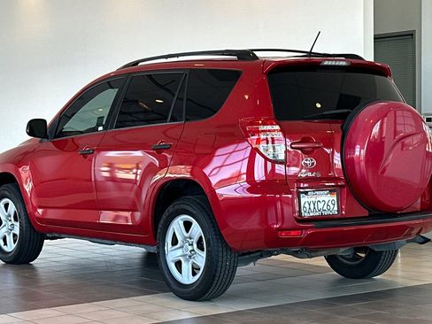 Used 2012 Toyota RAV4 FWD w/ Value Pkg image 6