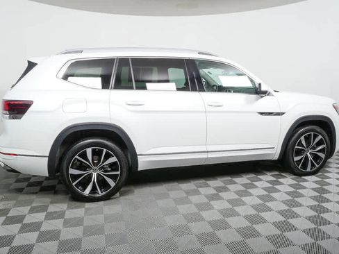 Certified 2025 Volkswagen Atlas SEL Premium R-Line image 26