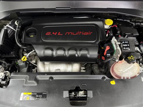 Used 2018 Jeep Compass Latitude w/ Popular Equipment Group AWD/4WD image 53