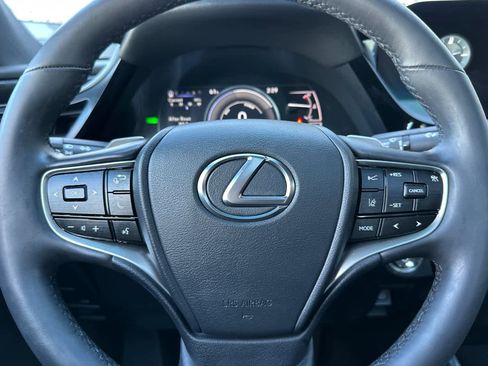 Used 2023 Lexus ES 300h w/ Premium Package image 24