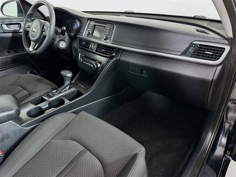 Used 2016 Kia Optima LX image 28